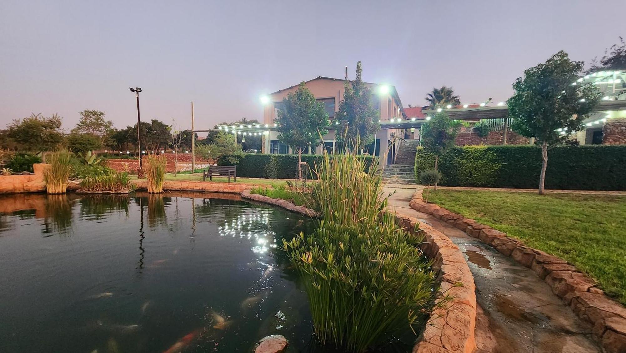 Koi Inn Hartbeespoort Exteriér fotografie