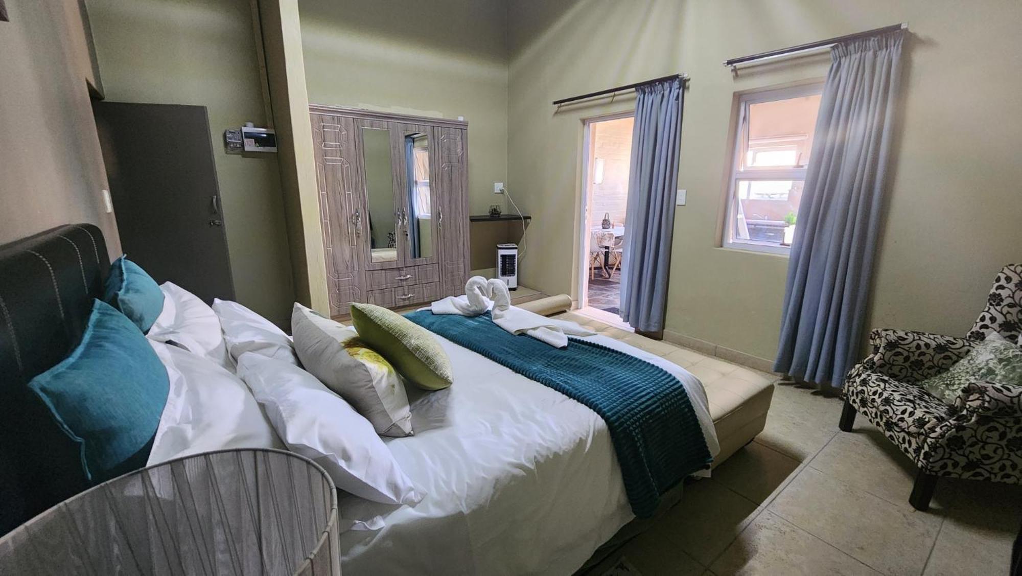 Koi Inn Hartbeespoort Exteriér fotografie