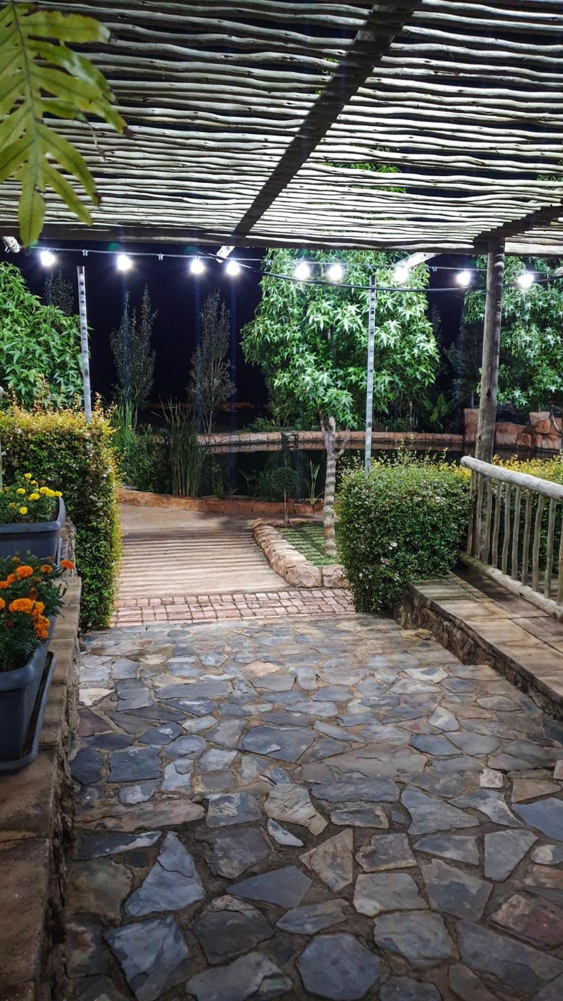 Koi Inn Hartbeespoort Exteriér fotografie