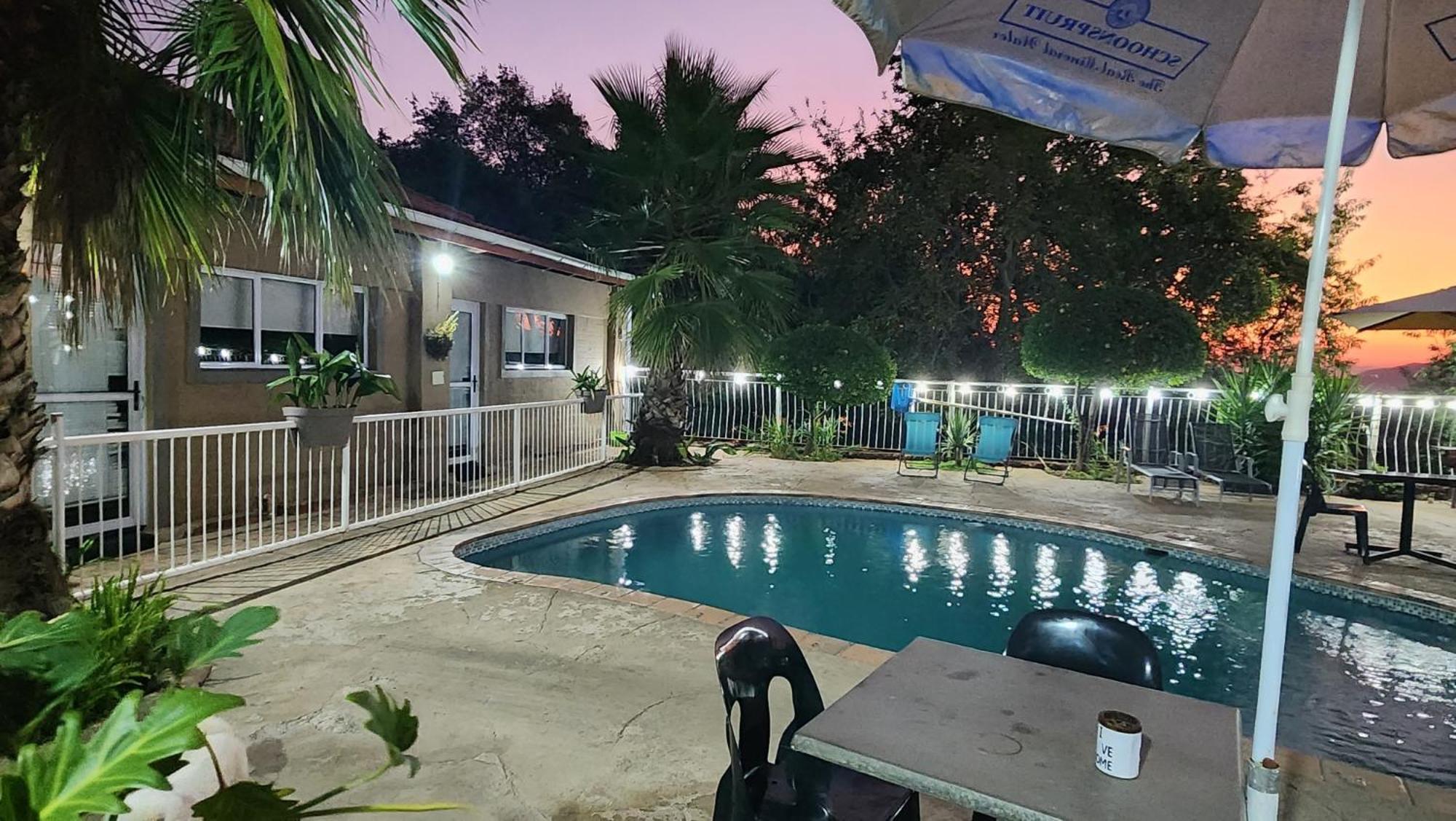 Koi Inn Hartbeespoort Exteriér fotografie